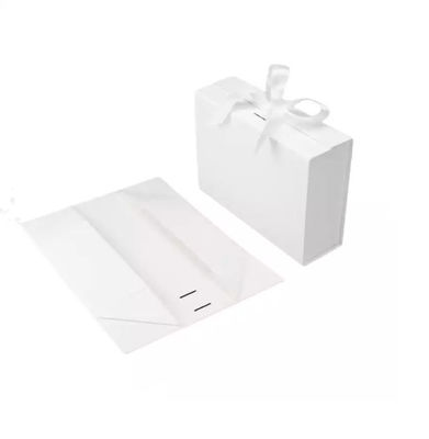 กล่องของขวัญแต่งงานย่อยสลายได้ Debossing Magnetic Cardboard Box Recyclable