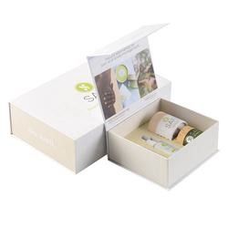 กล่องบรรจุภัณฑ์เครื่องสำอาง Elegent Square กล่องของขวัญแม่เหล็กพับได้