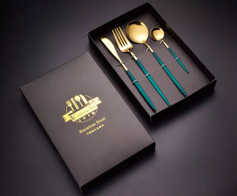 กล่องบรรจุภัณฑ์ภาชนะใส่อาหารเย็น Flatware พร้อมช้อนและส้อมสแตนเลส 410