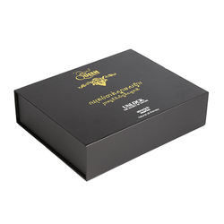ของขวัญกล่องบรรจุภัณฑ์แก้วไวน์แม่เหล็ก 3 ขวดพร้อมวงเวียน