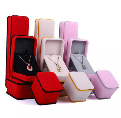 OEM แหวน สร้อยคอ กล่องบรรจุภัณฑ์ กล่องเครื่องประดับกำมะหยี่สีชมพู ISO9001