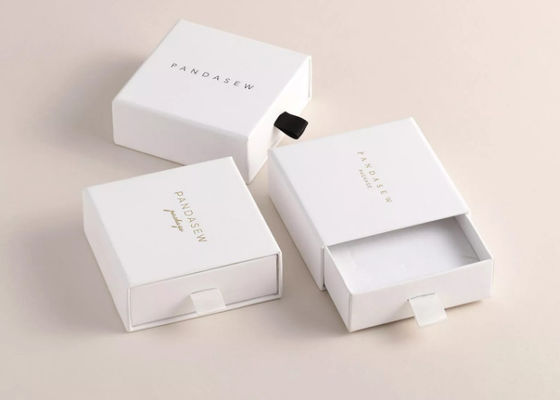 PandaSew สร้อยข้อมือเครื่องประดับกล่องบรรจุภัณฑ์ Deboss กระดาษแข็ง